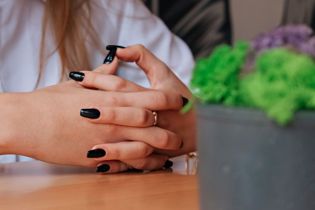 ongle noir après distinguer